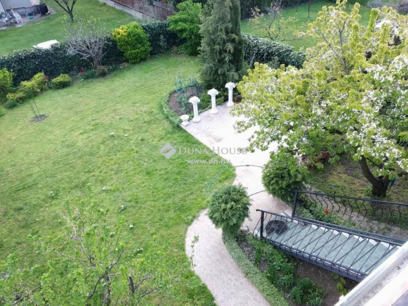 Eladó családi ház Budapest