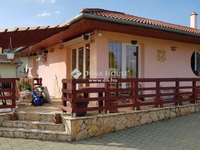 Eladó családi ház Üllő