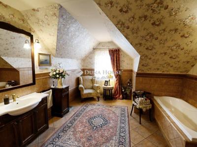 Eladó családi ház Bonyhád