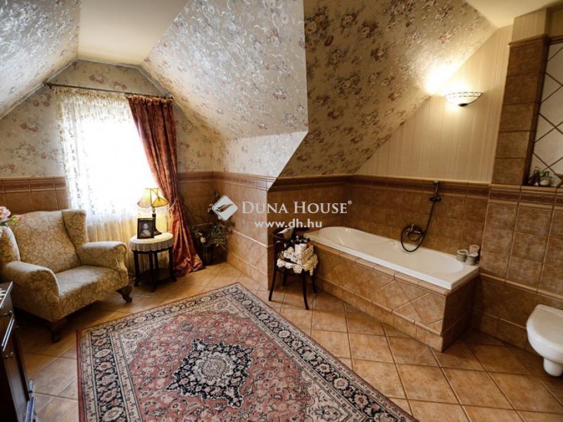 Eladó családi ház Bonyhád