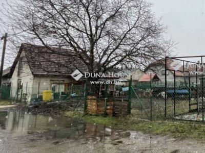 Eladó családi ház Gyál