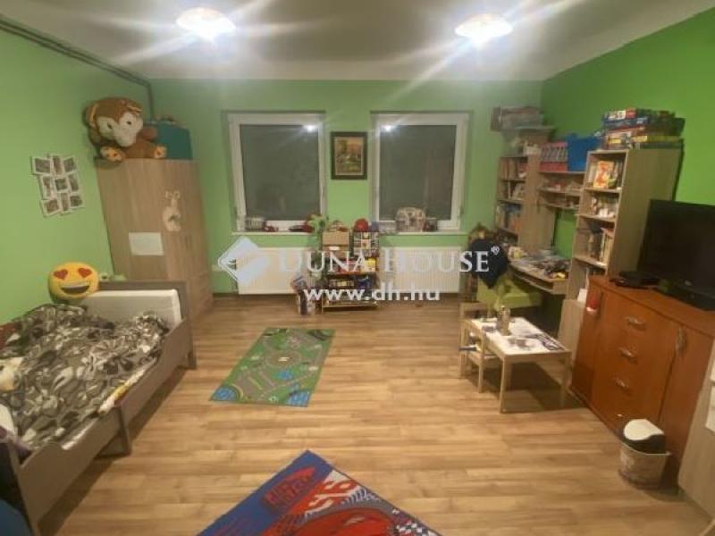 Eladó családi ház Monor