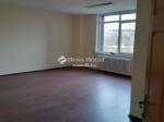 Kiadó irodahelység irodaházban Debrecen