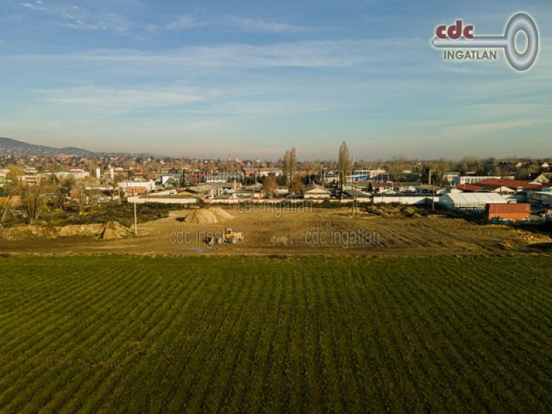 Eladó lakóövezeti telek Szentendre