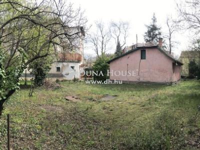 Eladó lakóövezeti telek Budapest