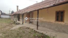 Eladó családi ház Cegléd