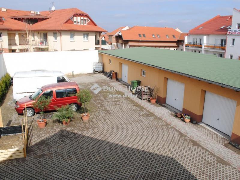 Eladó lakás Veresegyház