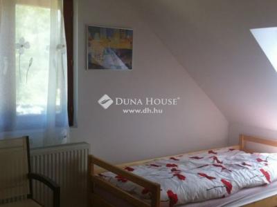 Eladó családi ház Tápiószentmárton