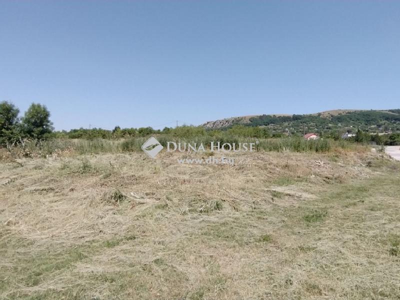 Eladó egyéb telek Várpalota