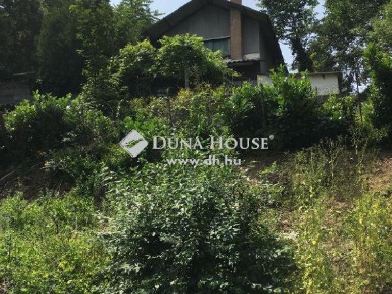 Eladó családi ház Érd