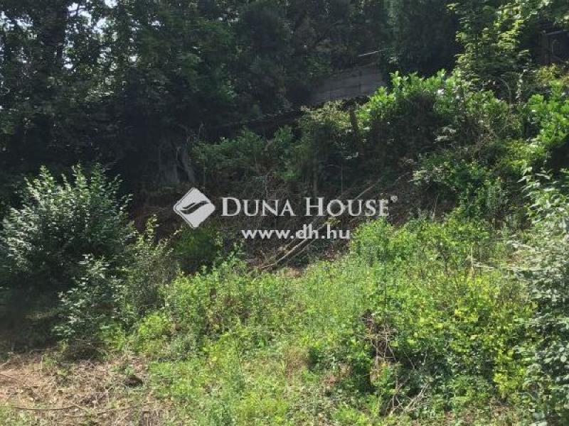 Eladó családi ház Érd