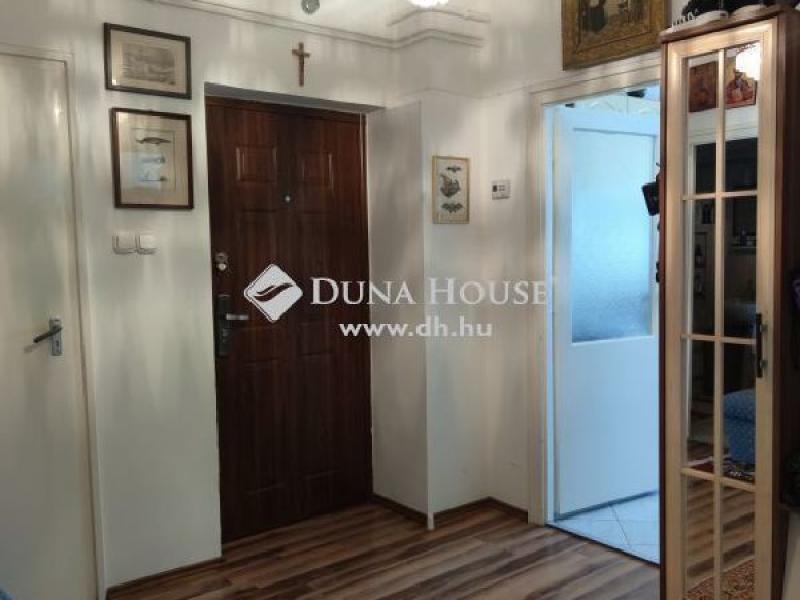 Eladó lakás Kecskemét