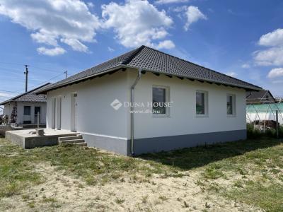 Eladó ikerház Inárcs