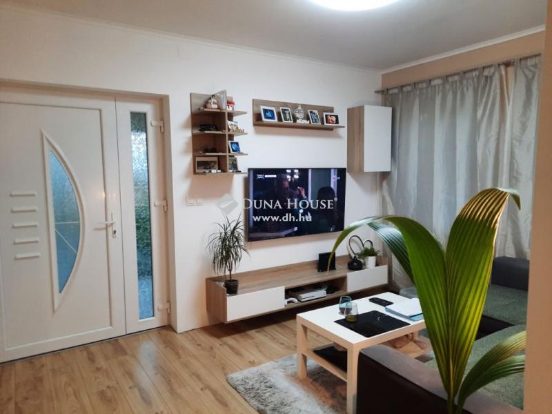 Eladó családi ház Karád