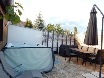 Eladó családi ház Balatonlelle