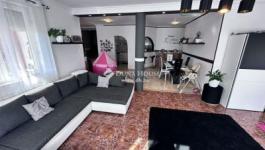 Eladó családi ház Üllő