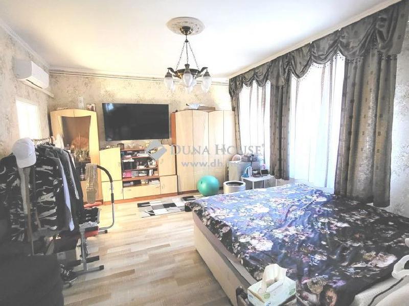 Eladó családi ház Érd