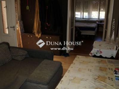 Eladó családi ház Vecsés