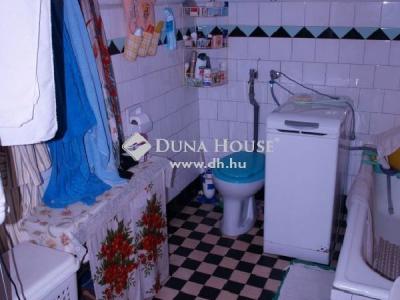 Eladó családi ház Vecsés