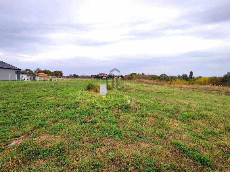 Eladó lakóövezeti telek Siófok