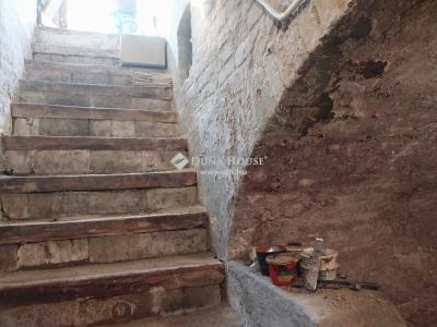 Eladó családi ház Péteri