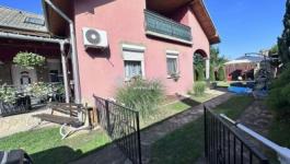 Eladó családi ház Üllő