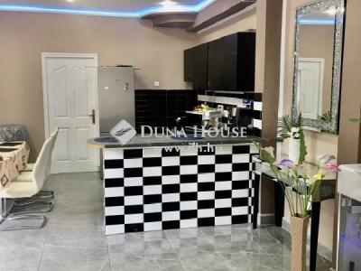 Eladó családi ház Budapest