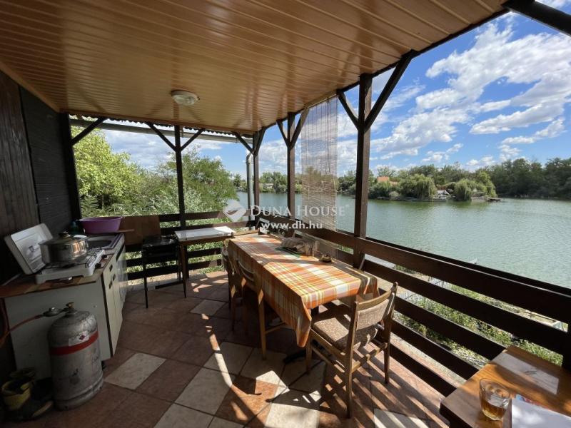 Eladó családi ház Szigetszentmiklós