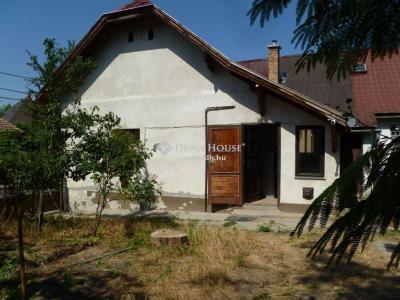 Eladó házrész Pécel