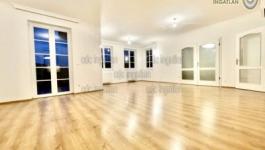 Eladó családi ház Budapest