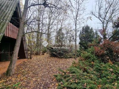 Eladó nyaraló Tápiószentmárton