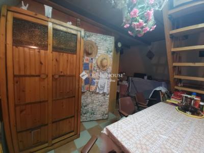 Eladó nyaraló Tápiószentmárton