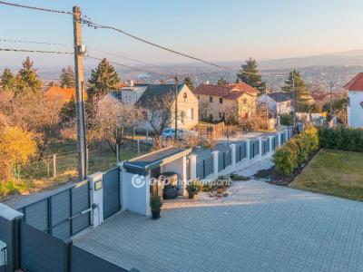 Eladó ikerház Szentendre