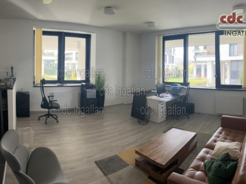 Kiadó iroda családi házban Budapest