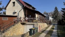 Eladó családi ház Érd