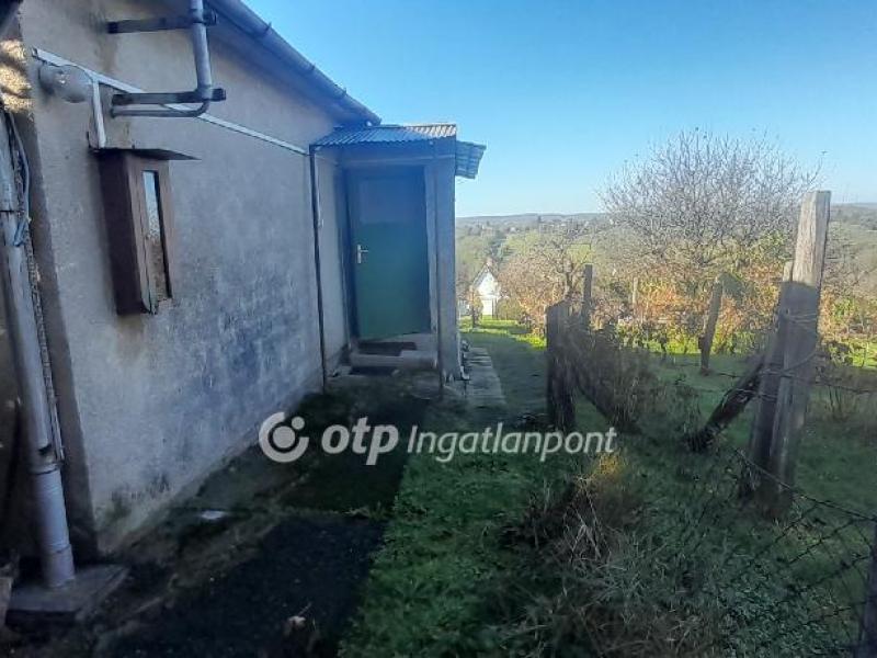 Eladó nyaraló Zalaegerszeg