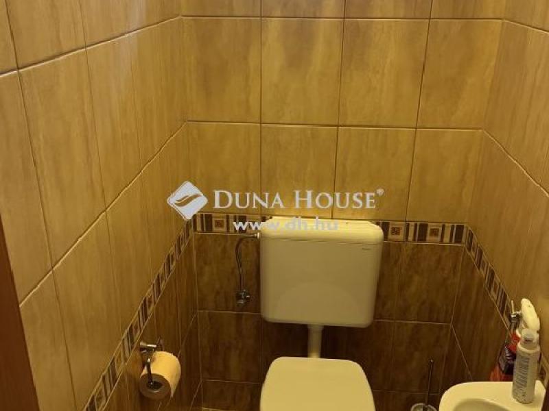 Eladó családi ház Úrhida