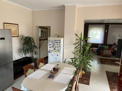 Eladó családi ház Úrhida