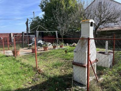 Eladó családi ház Úrhida