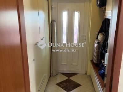 Eladó családi ház Úrhida