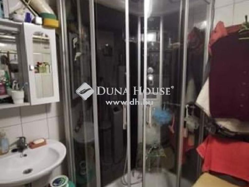 Eladó családi ház Budapest