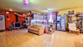 Eladó családi ház Üllő