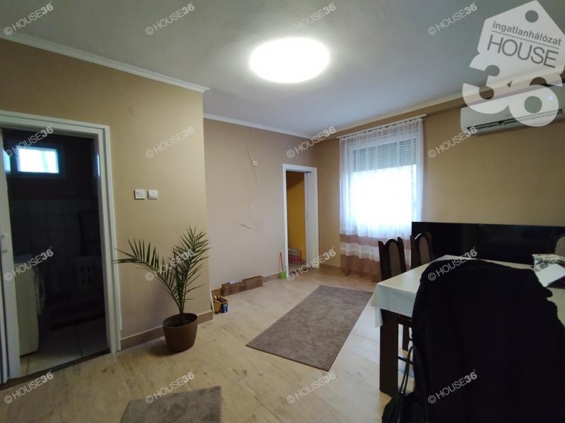 Eladó családi ház Kunadacs