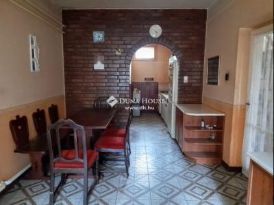 Eladó családi ház Békéscsaba