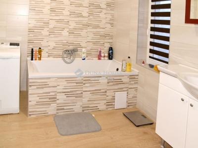 Eladó családi ház Pécs