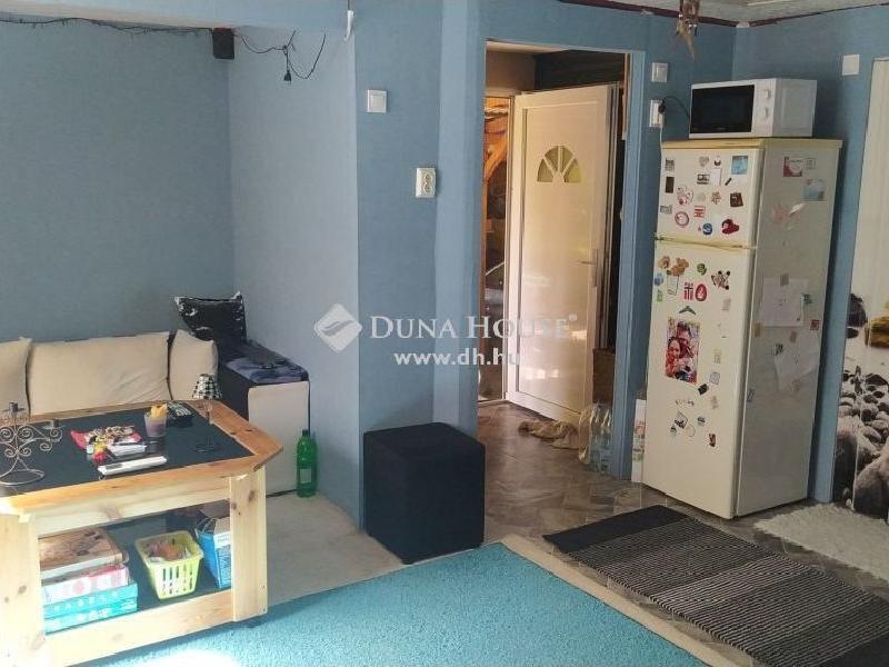 Eladó családi ház Isaszeg