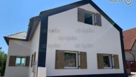 Eladó családi ház Zánka