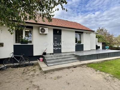 Eladó családi ház Budapest