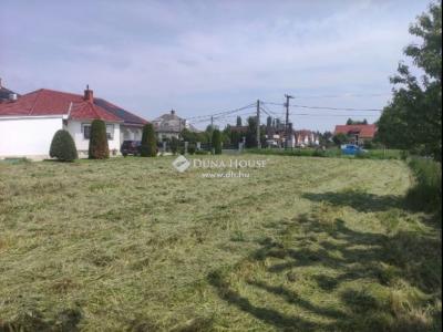 Eladó lakóövezeti telek Csepreg