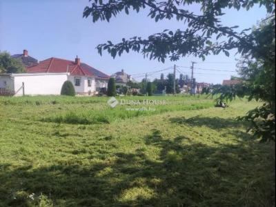 Eladó lakóövezeti telek Csepreg